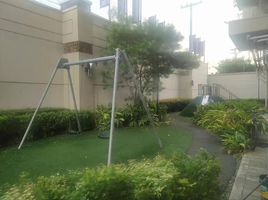 The Layover Queen Br Near Naia T3 Apartment Manila Philippines