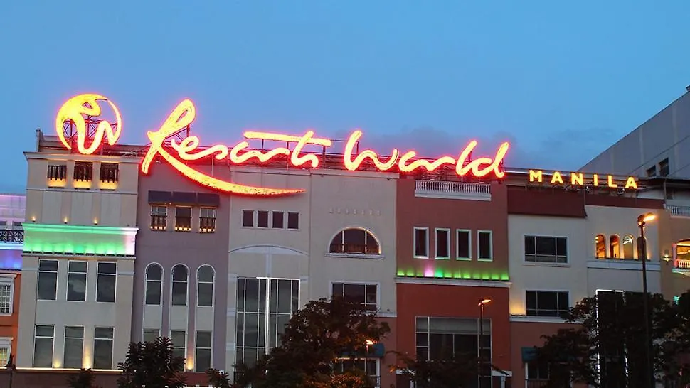 The Layover Queen Br Near Naia T3 Apartment Manila