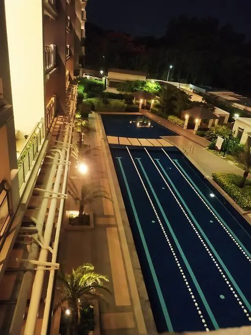 The Layover Queen Br Near Naia T3 Apartment Manila 0*,